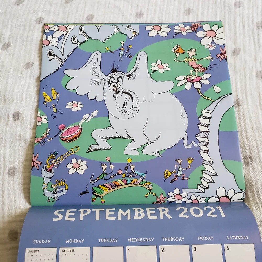 2021 Dr Seuss Calendar. NWOT.